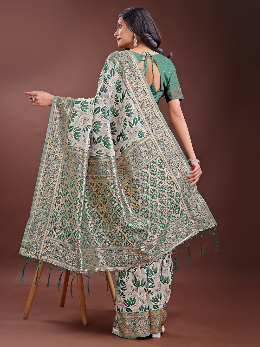 Astita Stunning Beige & Green Linen Saree with Floral Print and Rich Zari Pallu - Festive & Traditional Wear - Distacart
