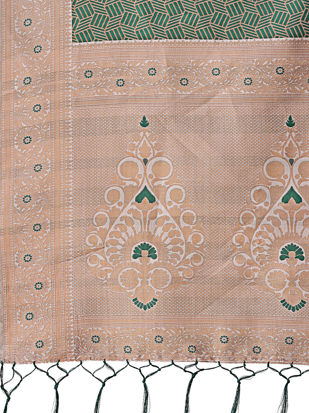 Astita Graceful Green & Beige Lichi Silk Saree with Elegant Woven Pallu - Timeless Beauty for Every Occasion - Distacart