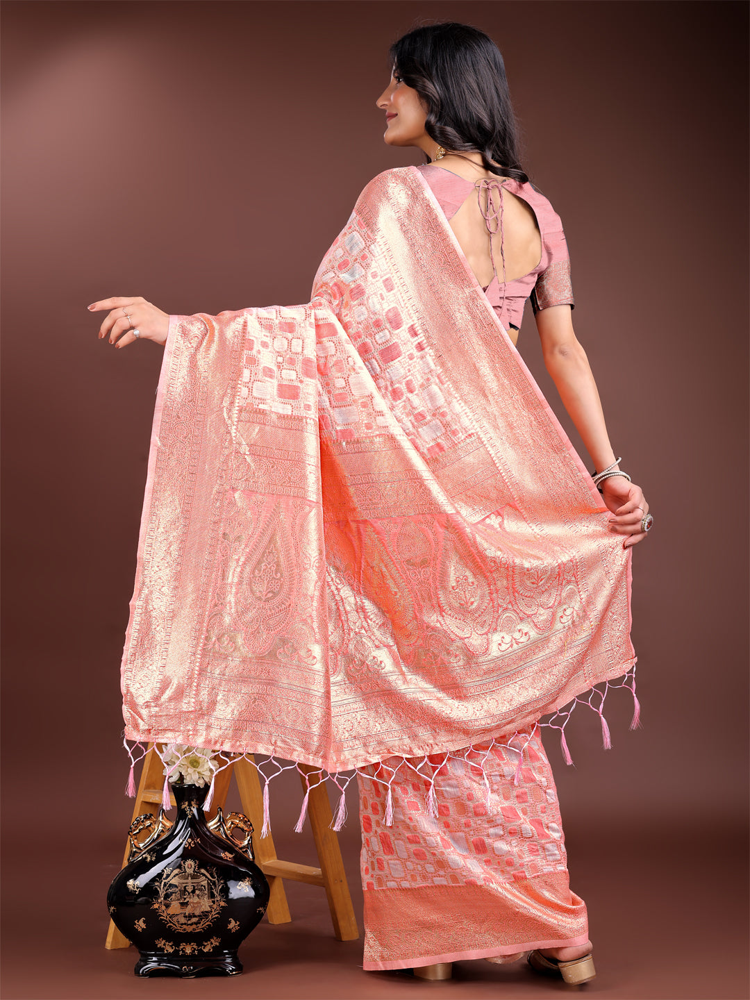 Astita Peach Linen Cotton Saree - Elegant Simplicity for Everyday Grace - Distacart