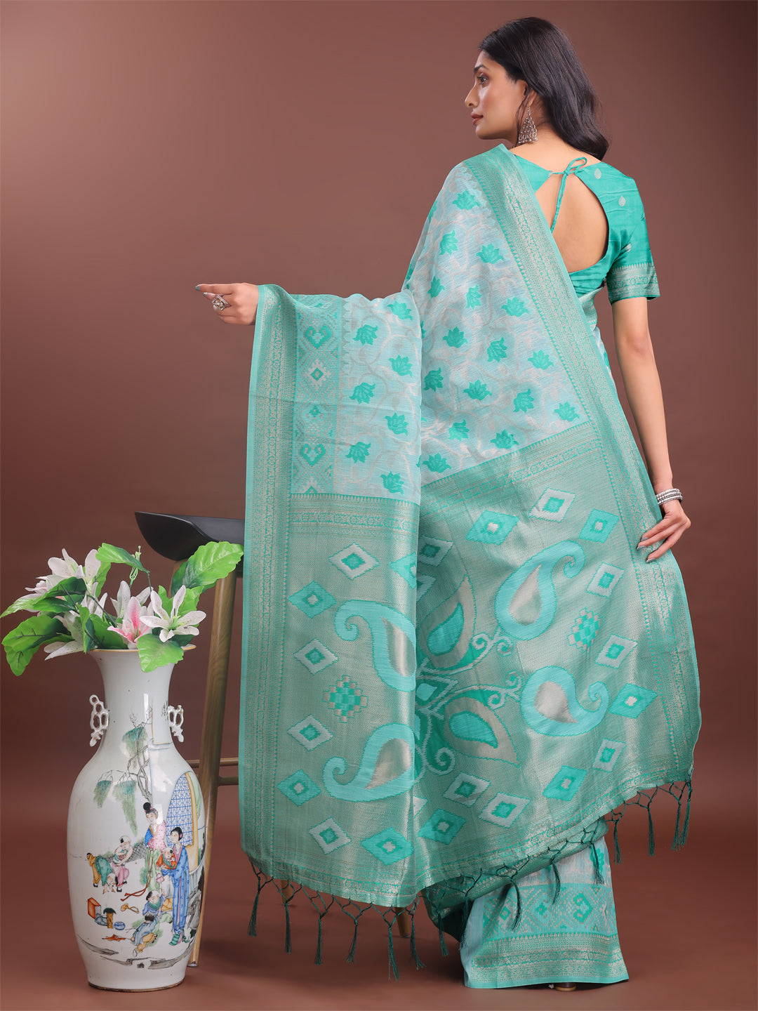 Astita Stylish Green Linen Cotton Saree with Woven Design - Lightweight Elegance for Everyday Grace - Distacart