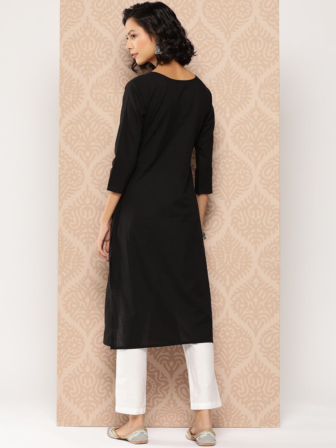 Yufta Black Embroidered Chikankari Cotton Kurta - Distacart