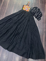 Thumbnail for Lorenvalley Black Rayon Fabric with Designer Lace Gown - Distacart