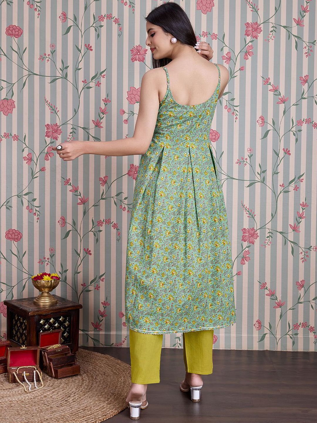 Ode by House of Pataudi Floral Printed Shoulder Straps Pure Cotton Anarkali Kurta - Distacart