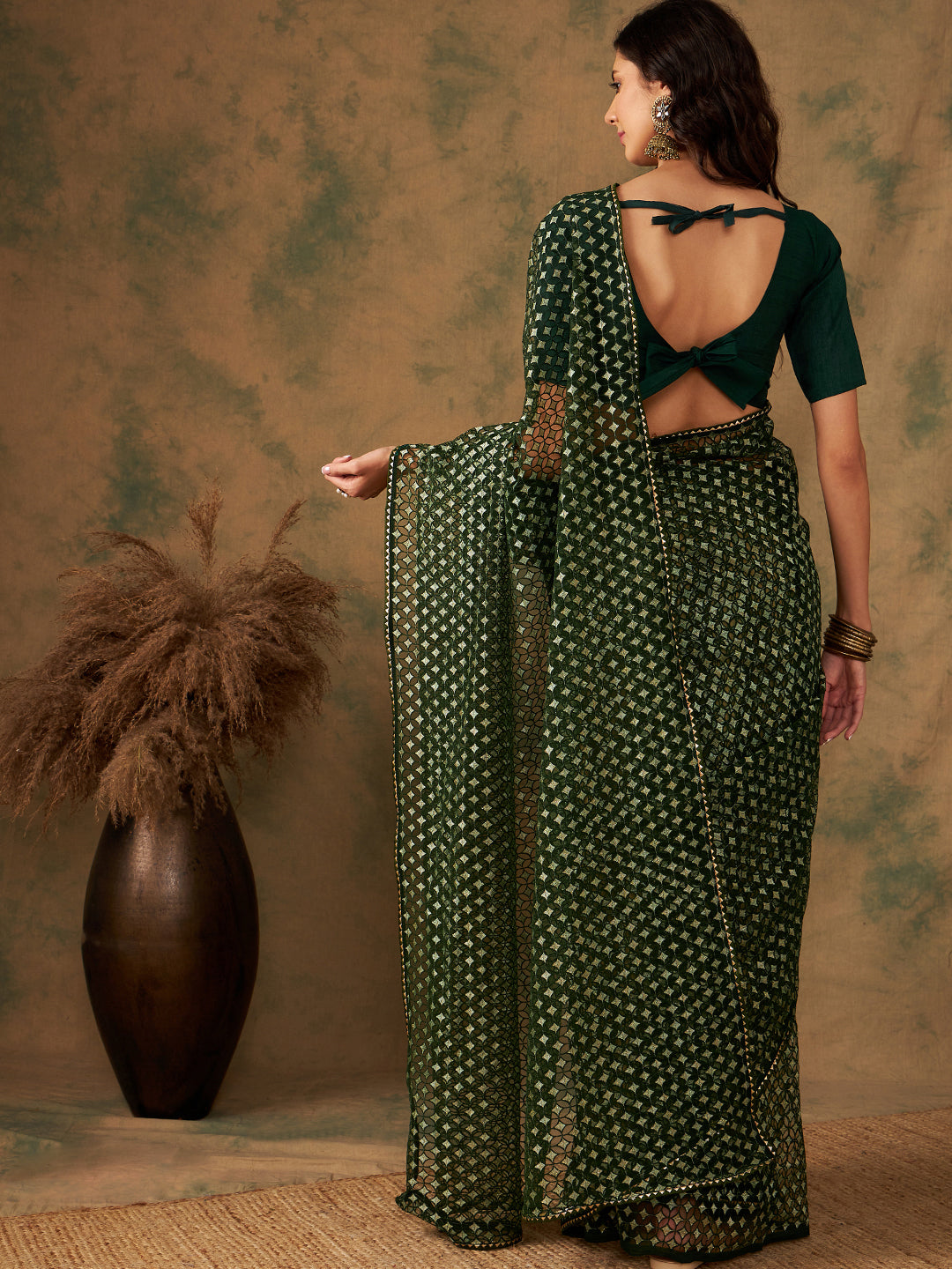 NOZ2TOZ Women Party Wear Heavy Net Saree with Unstitched Blouse - Ovine Green