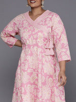 Thumbnail for Sztori Plus Size Floral Printed Gotta Patti Pure Cotton A Line Kurta with Trousers - Distacart