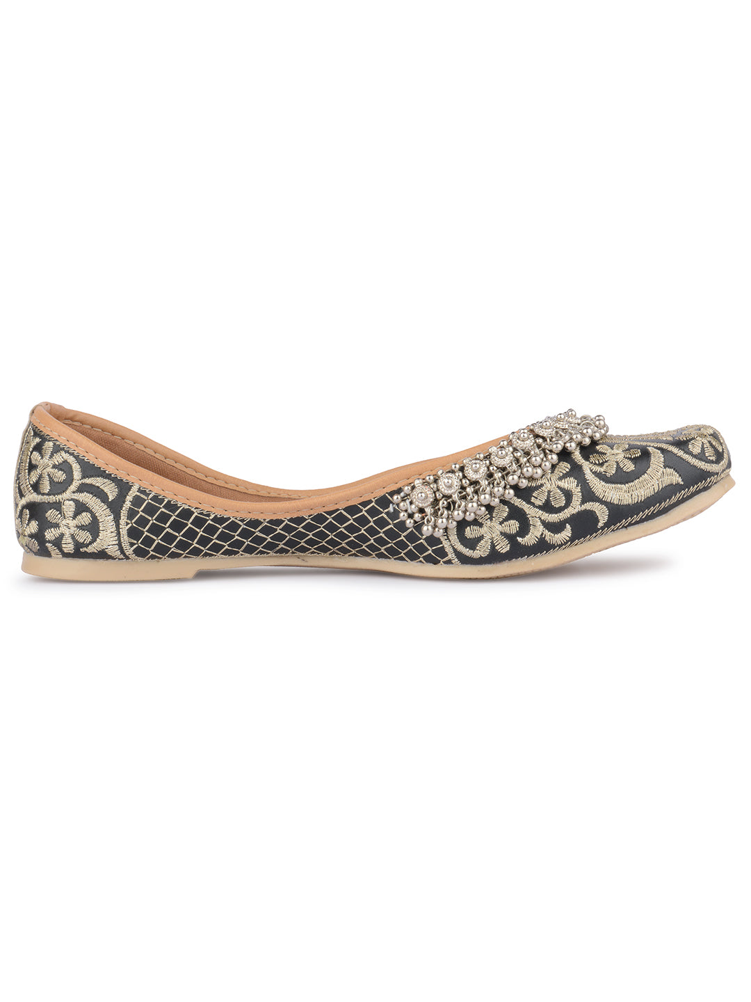 Desi Colour Women Indian Ethnic Footwear-Black Gungroo - Distacart
