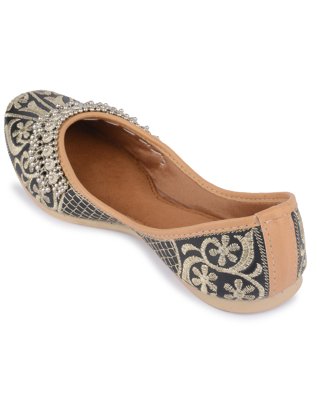 Desi Colour Women Indian Ethnic Footwear-Black Gungroo - Distacart