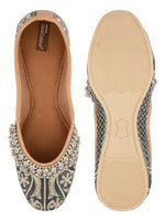 Thumbnail for Desi Colour Women Indian Ethnic Footwear-Black Gungroo - Distacart