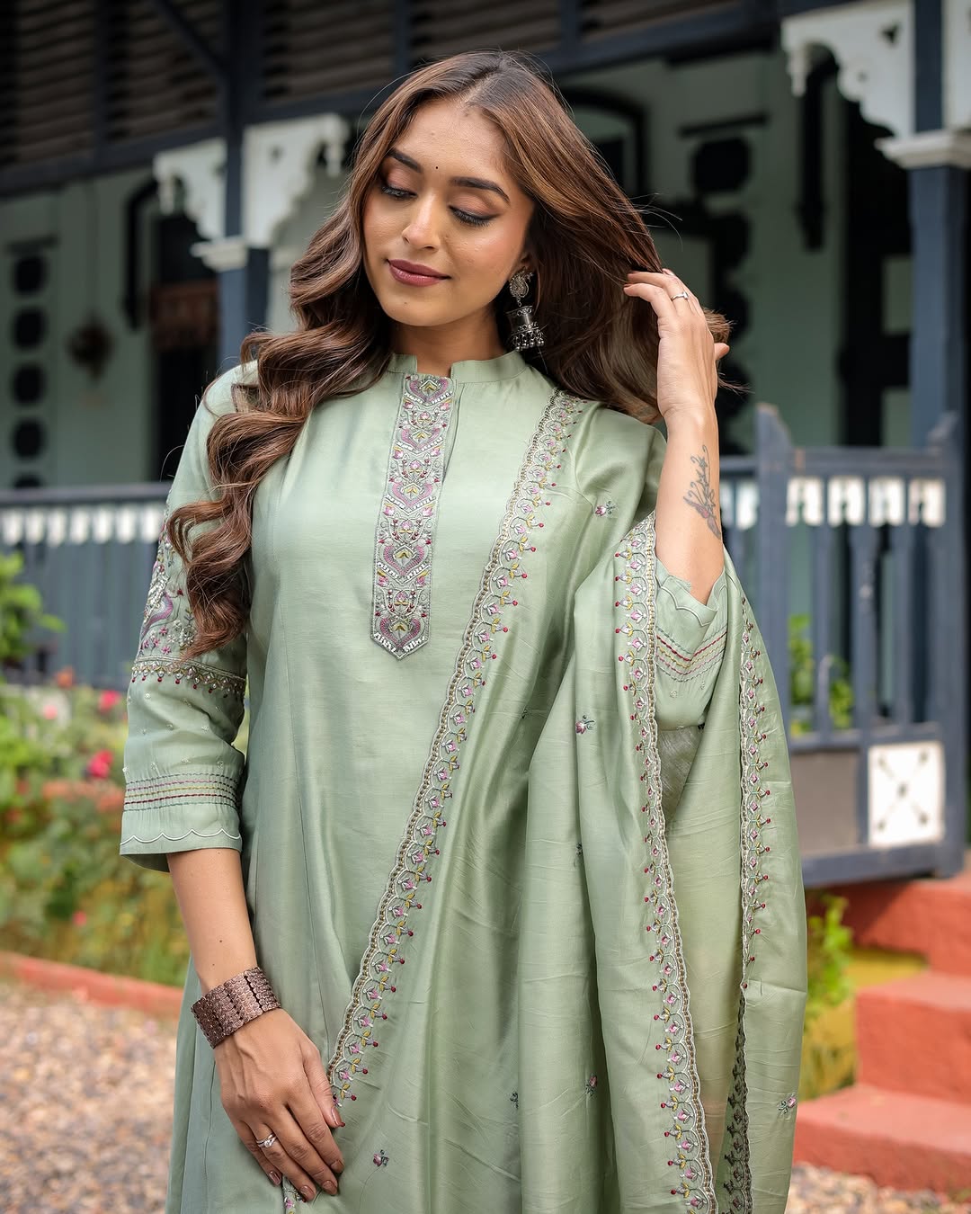 Lorenvalley Seagreen Muslin Silk Embroidered work Kurta Set