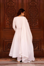 Thumbnail for Pomcha Jaipur Kapas Ruhani Lace White Full Sleeve Anarkali Set - Distacart