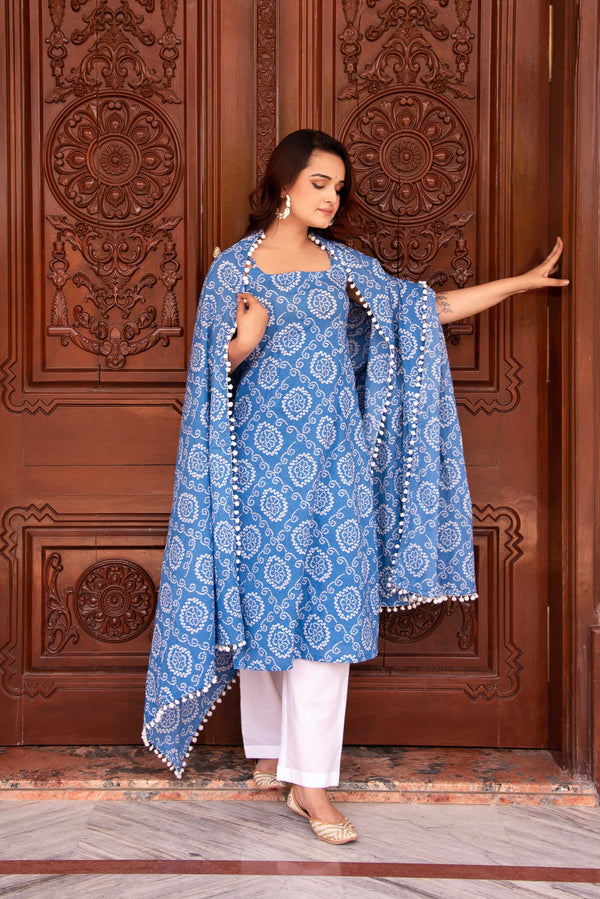 Pomcha Jaipur Kapas Blue Bandhej Sleeveless Suit Set - Distacart
