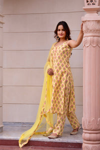 Thumbnail for Pomcha Jaipur Kapas Lemon Yellow Floral Sleeveless Suit Set