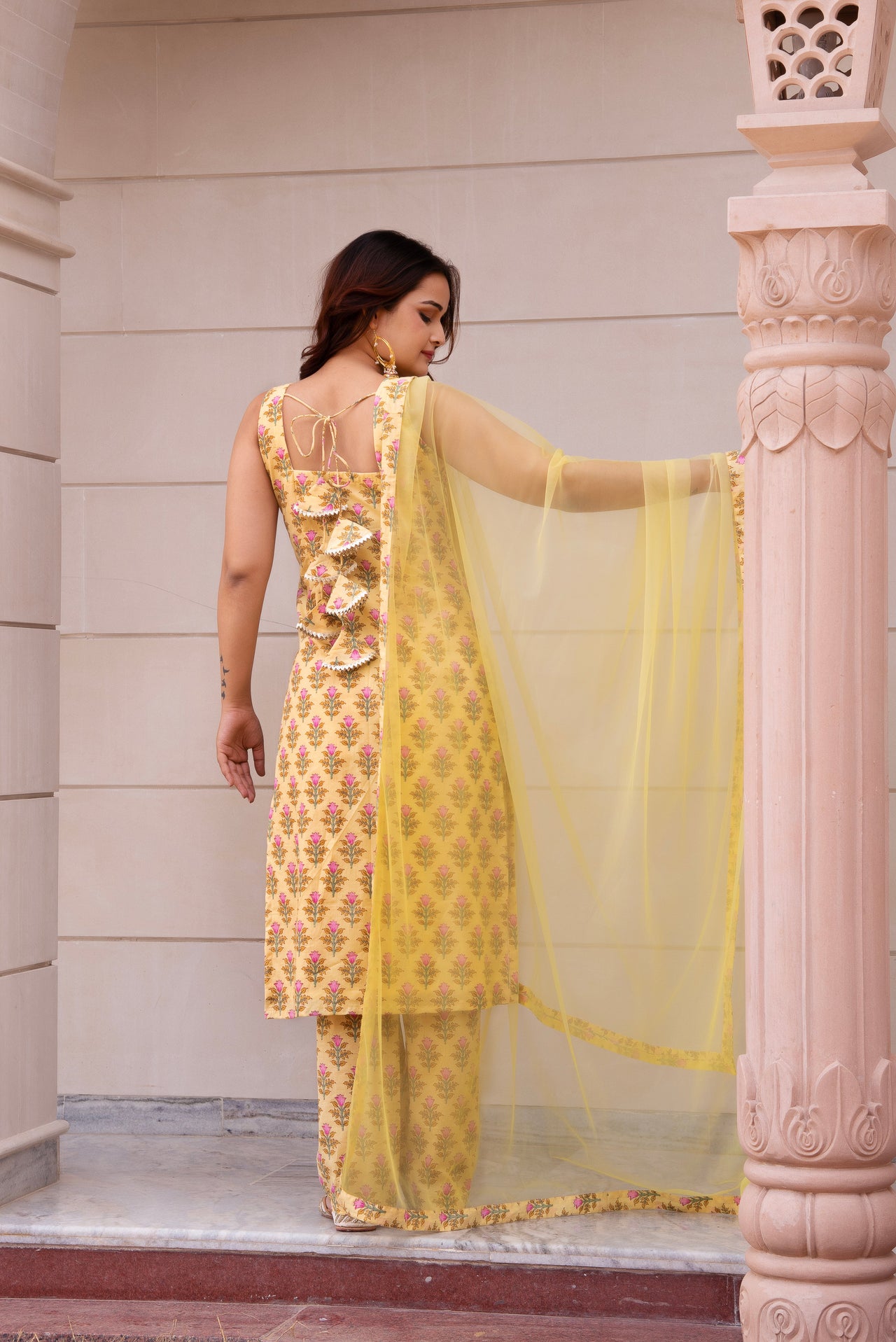 Pomcha Jaipur Kapas Lemon Yellow Floral Sleeveless Suit Set
