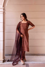 Thumbnail for Pomcha Jaipur Kapas Red Phool Brown Suit Set - Distacart