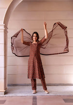 Thumbnail for Pomcha Jaipur Kapas Red Phool Brown Suit Set - Distacart