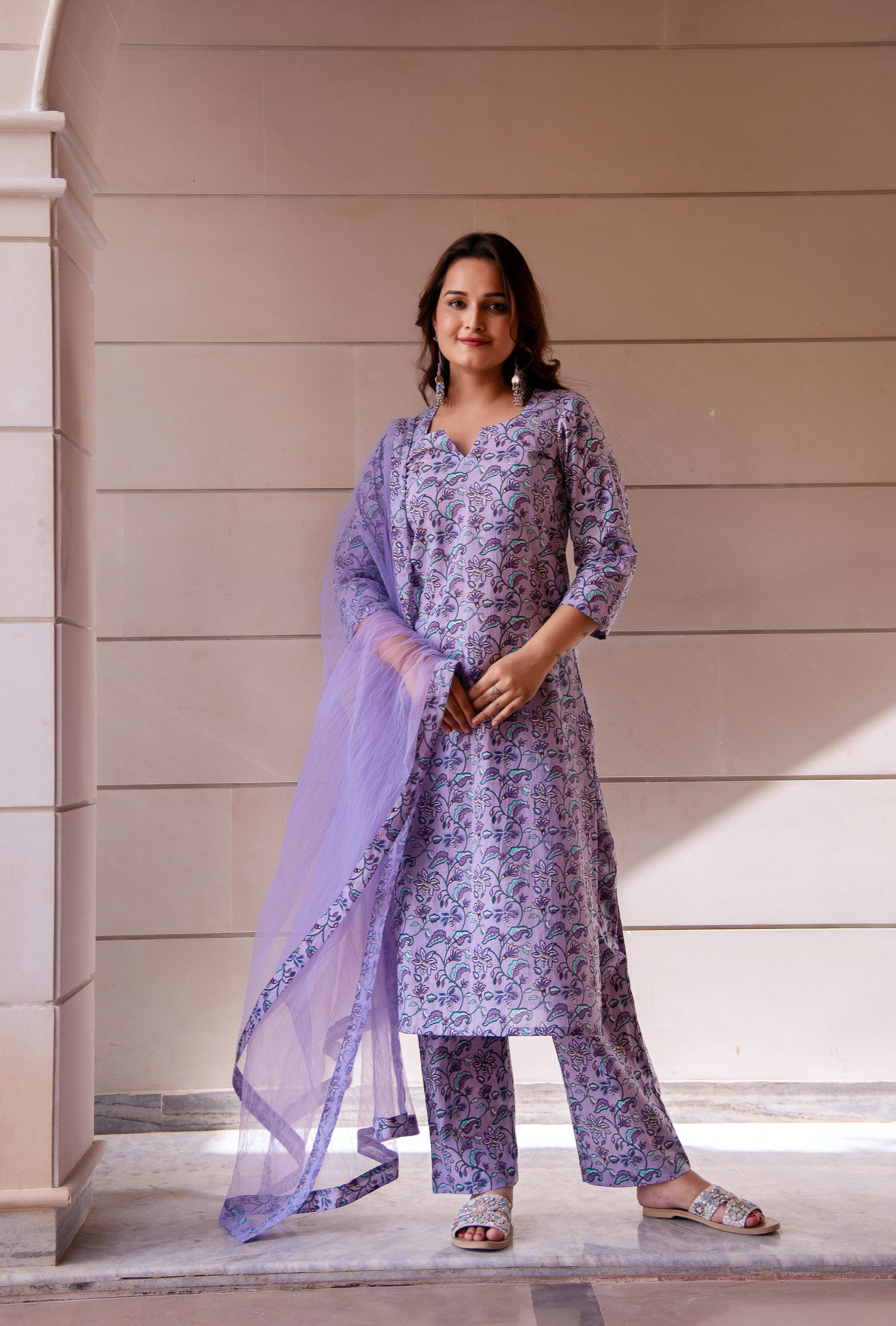 Pomcha Jaipur Kapas Lavender Floral Suit Set - Distacart