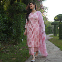 Thumbnail for NOZ2TOZ Women Pink And White Printed Viscose Rayon Kurta, Pant And Dupatta Set