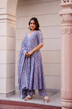 Thumbnail for Pomcha Jaipur Kapas Lavender Floral Lace Anarkali Set - Distacart
