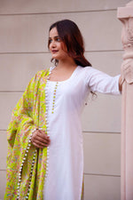 Thumbnail for Pomcha Jaipur Kapas Green White Suit Set - Distacart