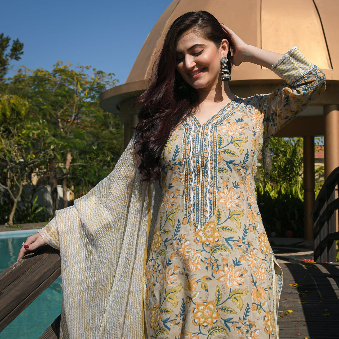 NOZ2TOZ Women Yellow Printed Viscose Rayon Kurta, Pant And Dupatta Set