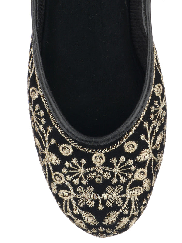 Desi Colour Women Indian Ethnic Footwear-Cushioned Black Heavy Emb - Distacart