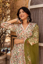 Thumbnail for Pomcha Jaipur Gaurangi Floral Print Cotton Green Suit Set - Distacart
