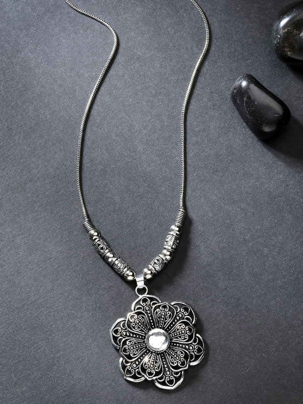NVR Women's Silver-Toned Floral Shape Pendant with Chain - Distacart