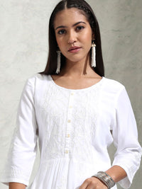 Thumbnail for Vishudh White Floral Embroidered Thread Work Straight Kurta With Palazzos