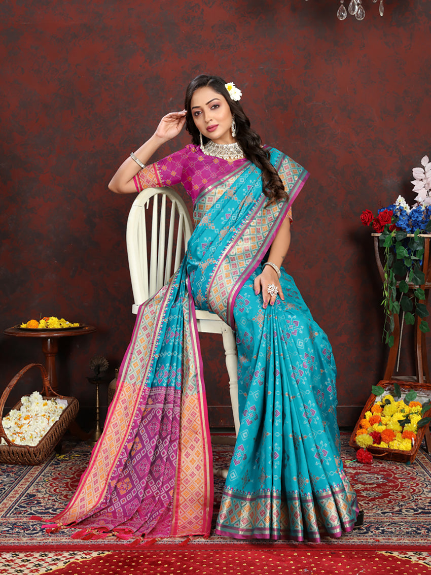 Lorenvalley Fashion Firozi Patola Silk Woven Design with Zari Meenakari Weaving motifs motifs Pallu Saree - Distacart
