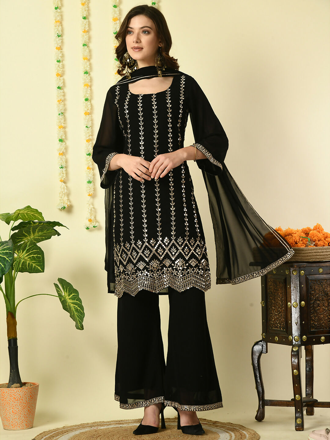 Myshka Women's Black Georgette Kurta & Palazzos With Dupatta Party Sets - Distacart
