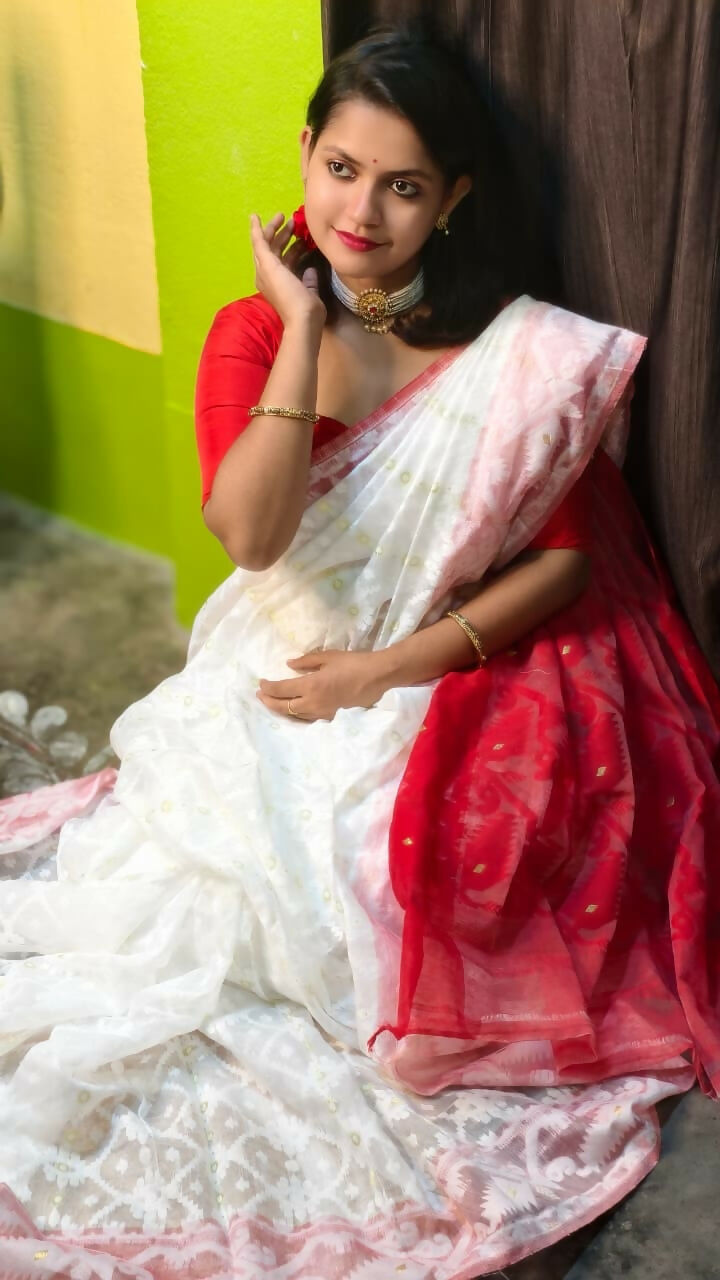 Exclusive Collection White Red White Red Jamdani Saree