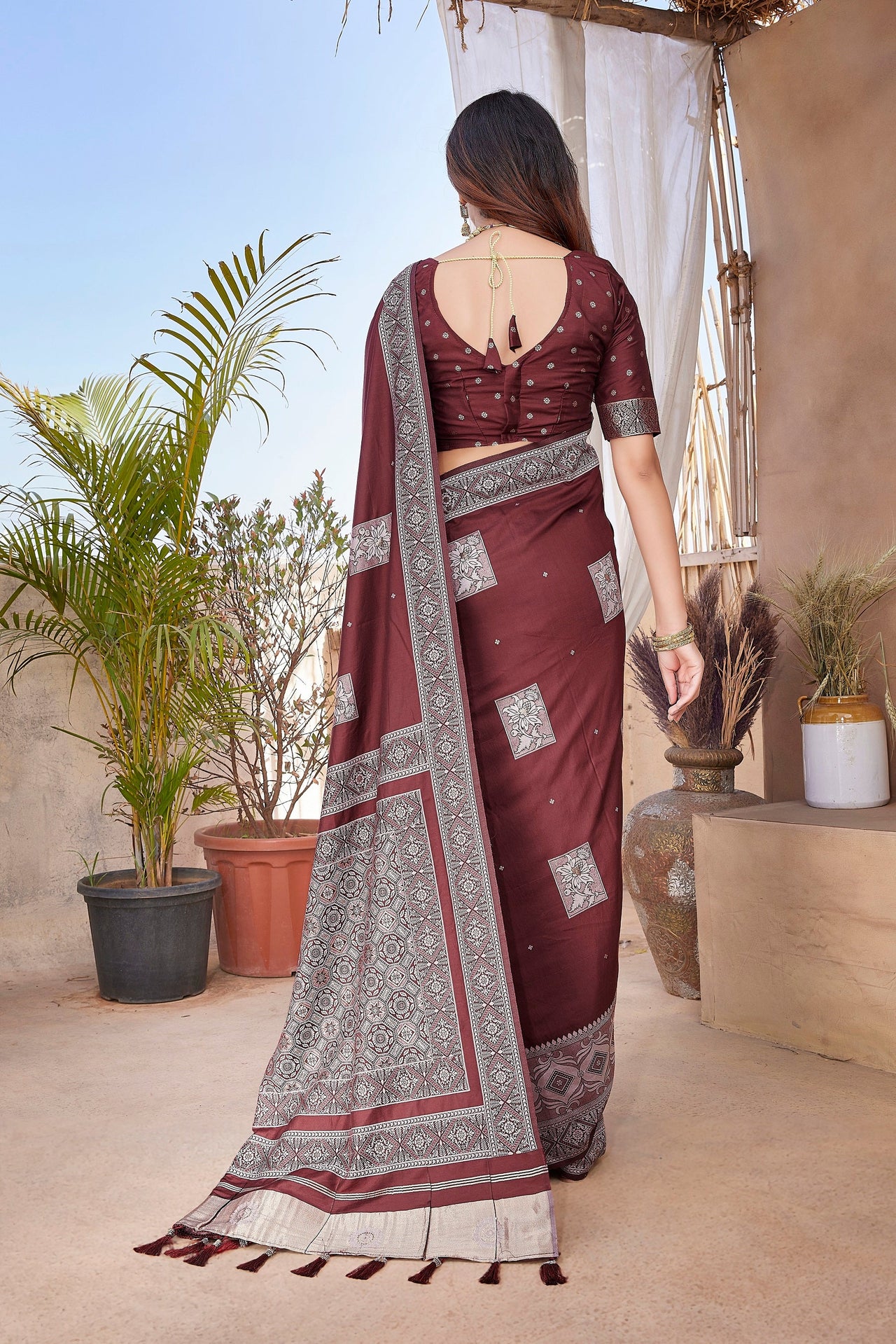 NOZ2TOZ Women Wedding Wear Zari Weaving Paithani Silk Saree with Unstitched Blouse - Coffee