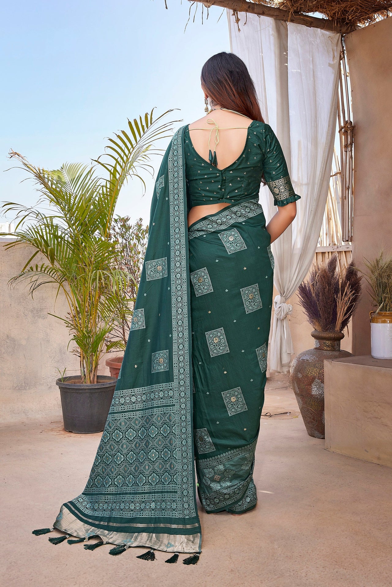 NOZ2TOZ Women Wedding Wear Zari Weaving Paithani Silk Saree with Unstitched Blouse - Green