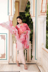 Thumbnail for Vaasva Women Ivory Tabby Slik Print & Embroidered Kurta, Pant & Dupatta set - Distacart
