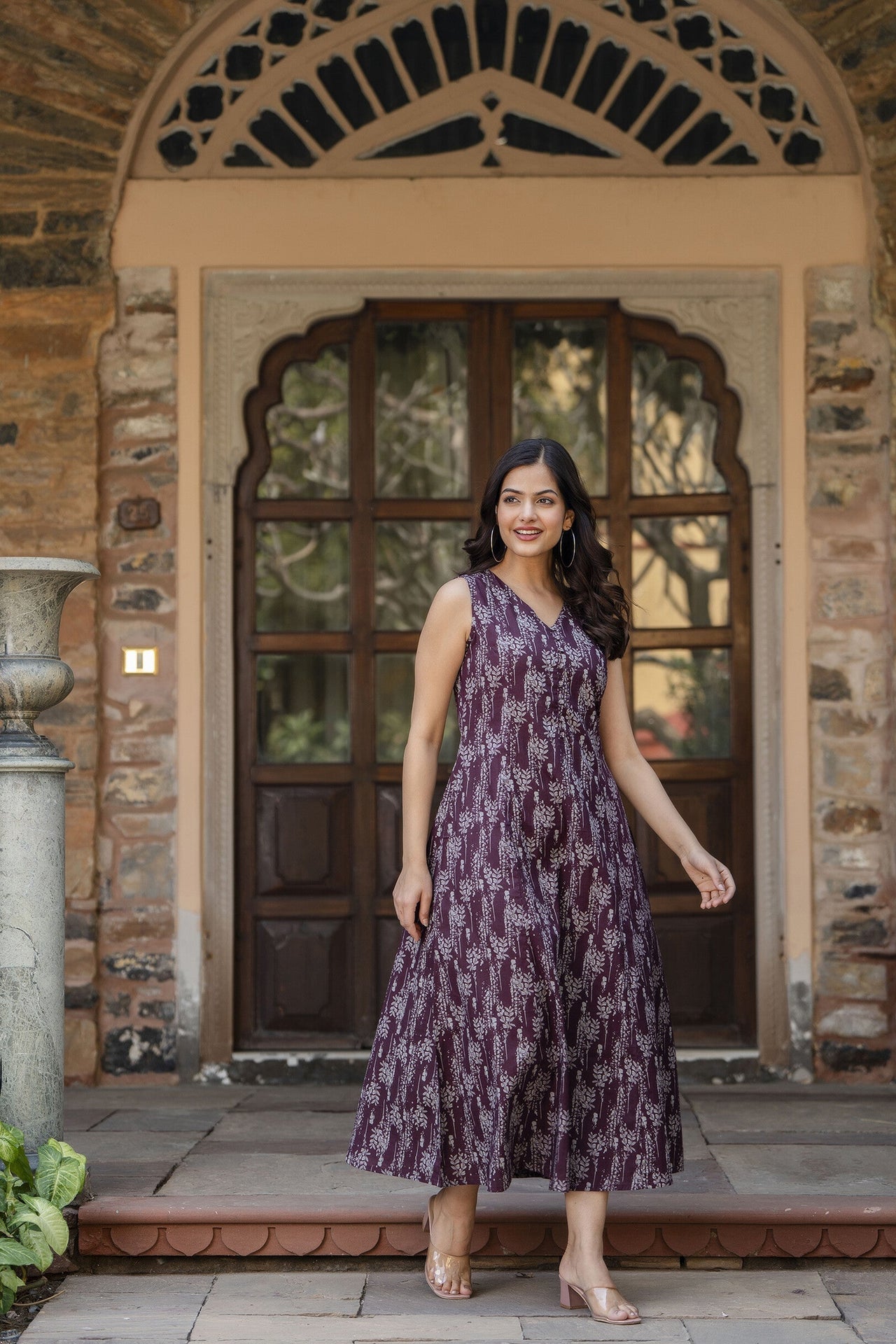 Women Burgundy Abstract Printed Sleeveless Midi Dress - Rasiya - Distacart