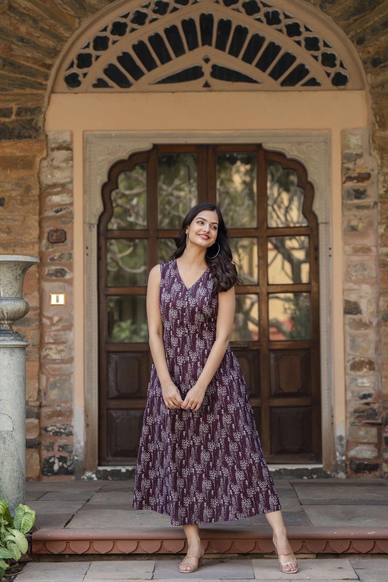 Women Burgundy Abstract Printed Sleeveless Midi Dress - Rasiya - Distacart