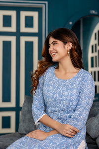 Thumbnail for Women Blue Printed Straight Kurta with Three Quarter Sleeves - Rasiya
