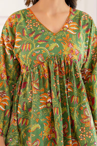 Thumbnail for Women Green Printed V-Neck Peplum Tunic - Rasiya
