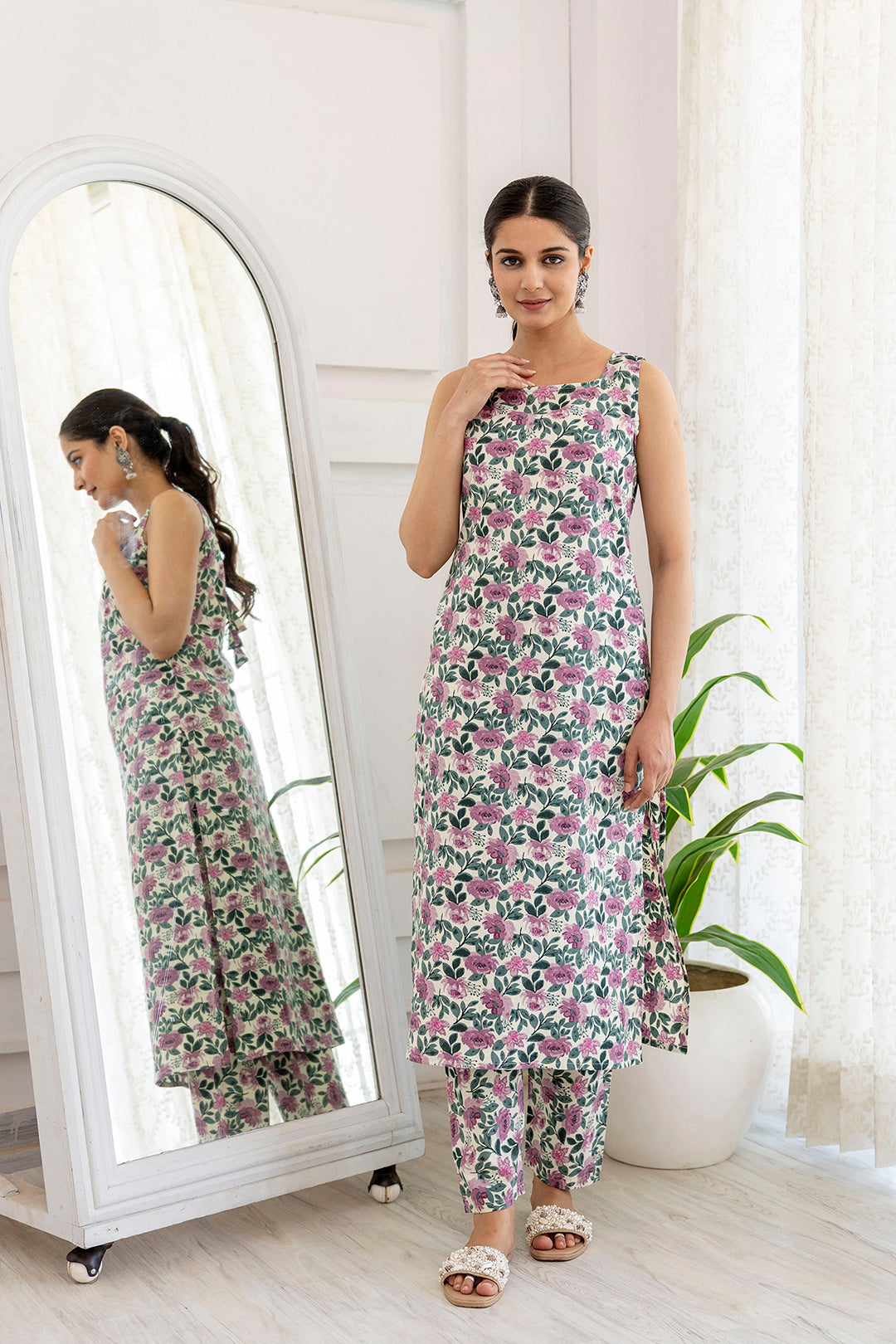 Women Off White and Purple Printed Straight Kurta With Trouser - Rasiya