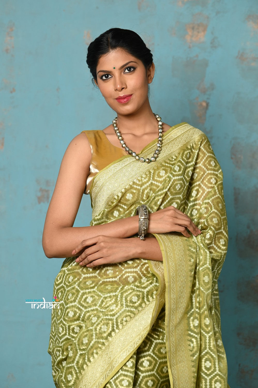 Very Much Indian Tejaswi - Exclusive High Quality Handloom Banarasi Cotton Saree with Beautiful Abstract Print- Leaf Green - Distacart