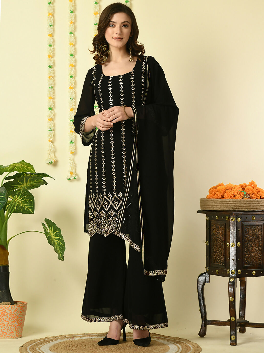 Myshka Women's Black Georgette Kurta & Palazzos With Dupatta Party Sets - Distacart