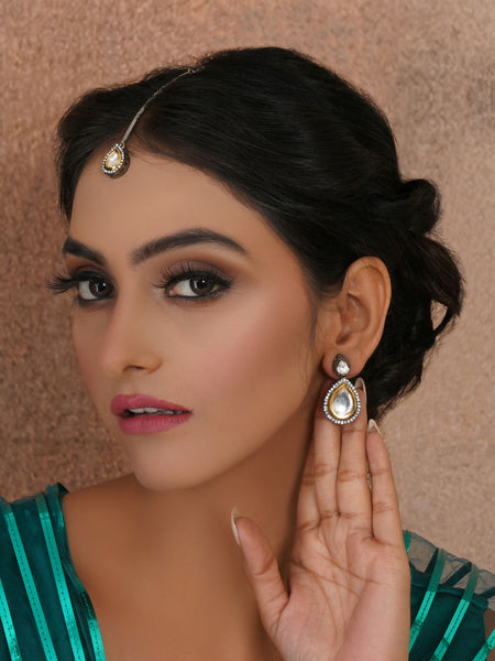 Tear Drop Dual Tone Kundan Maang Tikka with Earrings Jewellery Set (silver) - Ruby Raang - Distacart