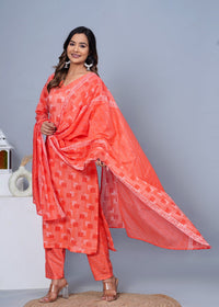 Thumbnail for Women Stylish Cotton Kurta with Pant and Dupatta Set - Rasiya