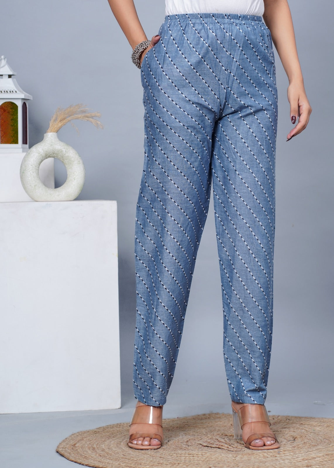 Women Stylish Cotton Kurta with Pant and Dupatta Set - Rasiya