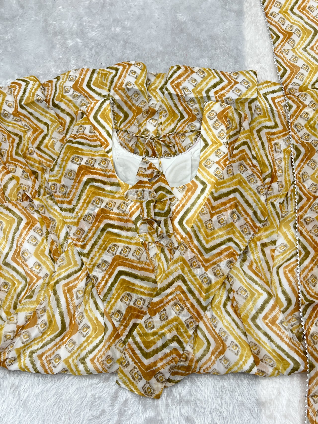 Lorenvalley Fashion Yellow Pure Faux Georgette Zigzag Print Fully Flair Anarkali Pant With Dupatta - Yellow