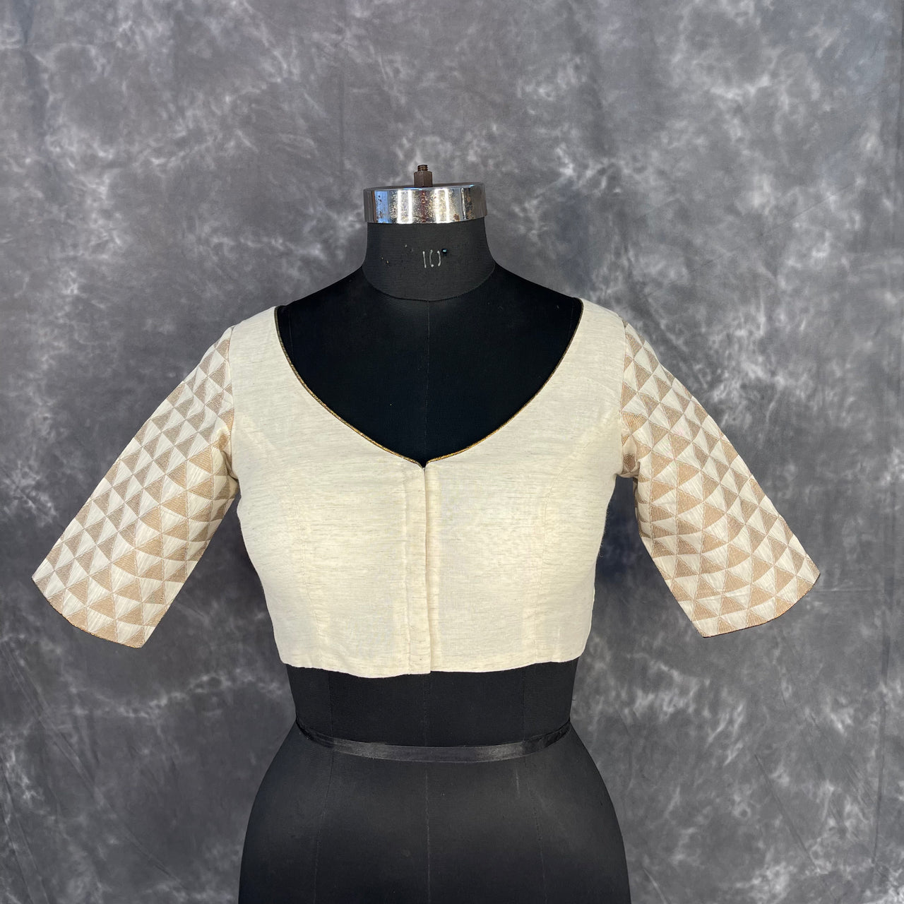 Barf Ki Saugat Cream Coloured Chanderi Cotton & Chanderi Broket Ready to Wear Blouse - kapda Tailor - Distacart