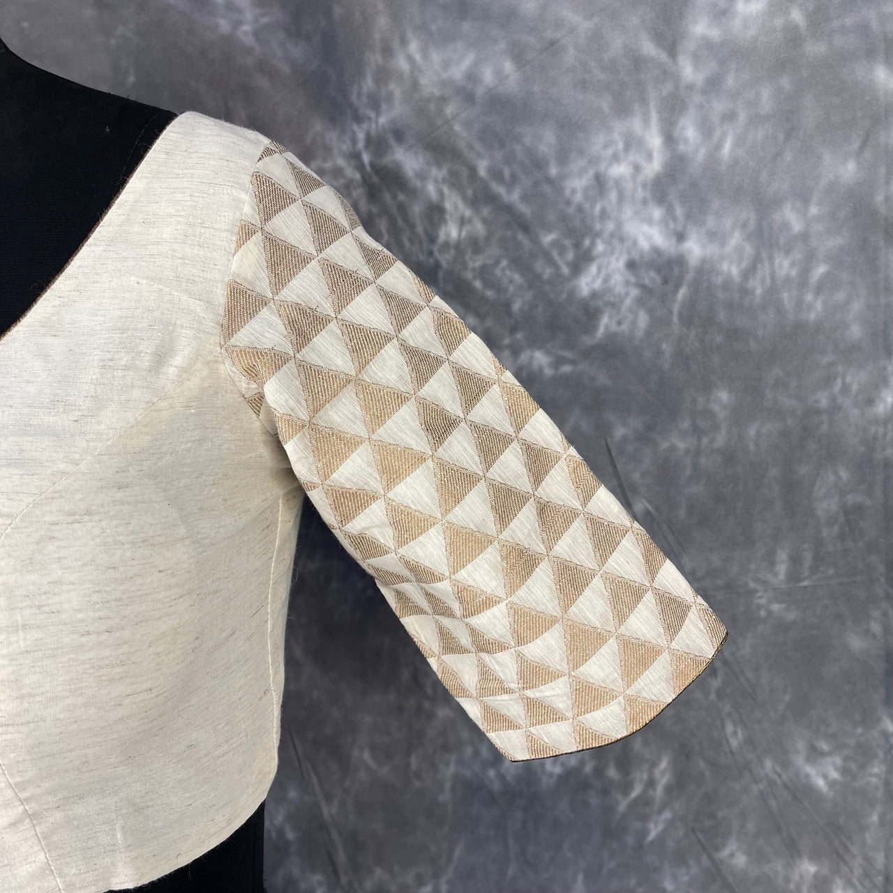 Barf Ki Saugat Cream Coloured Chanderi Cotton & Chanderi Broket Ready to Wear Blouse - kapda Tailor - Distacart