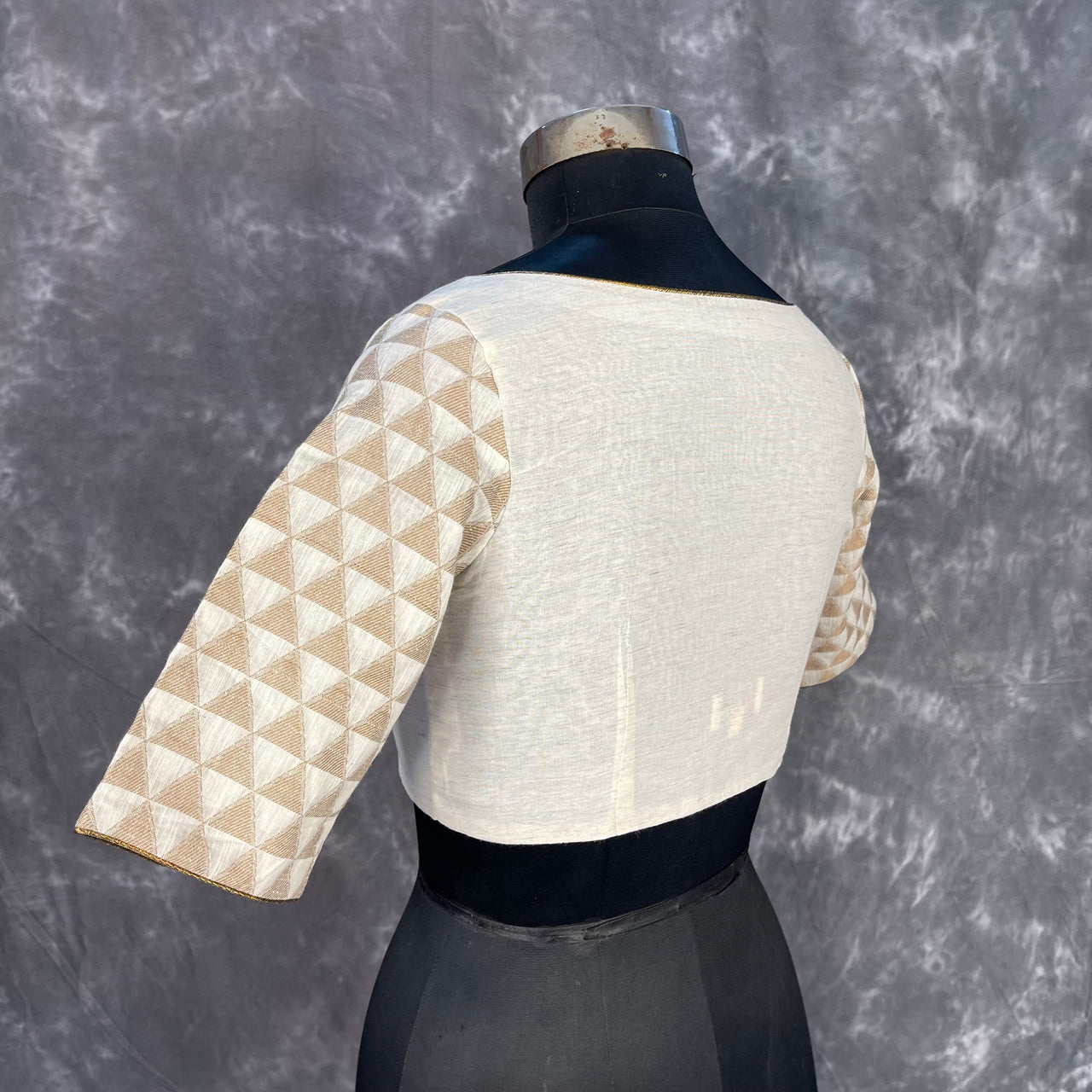 Barf Ki Saugat Cream Coloured Chanderi Cotton & Chanderi Broket Ready to Wear Blouse - kapda Tailor - Distacart
