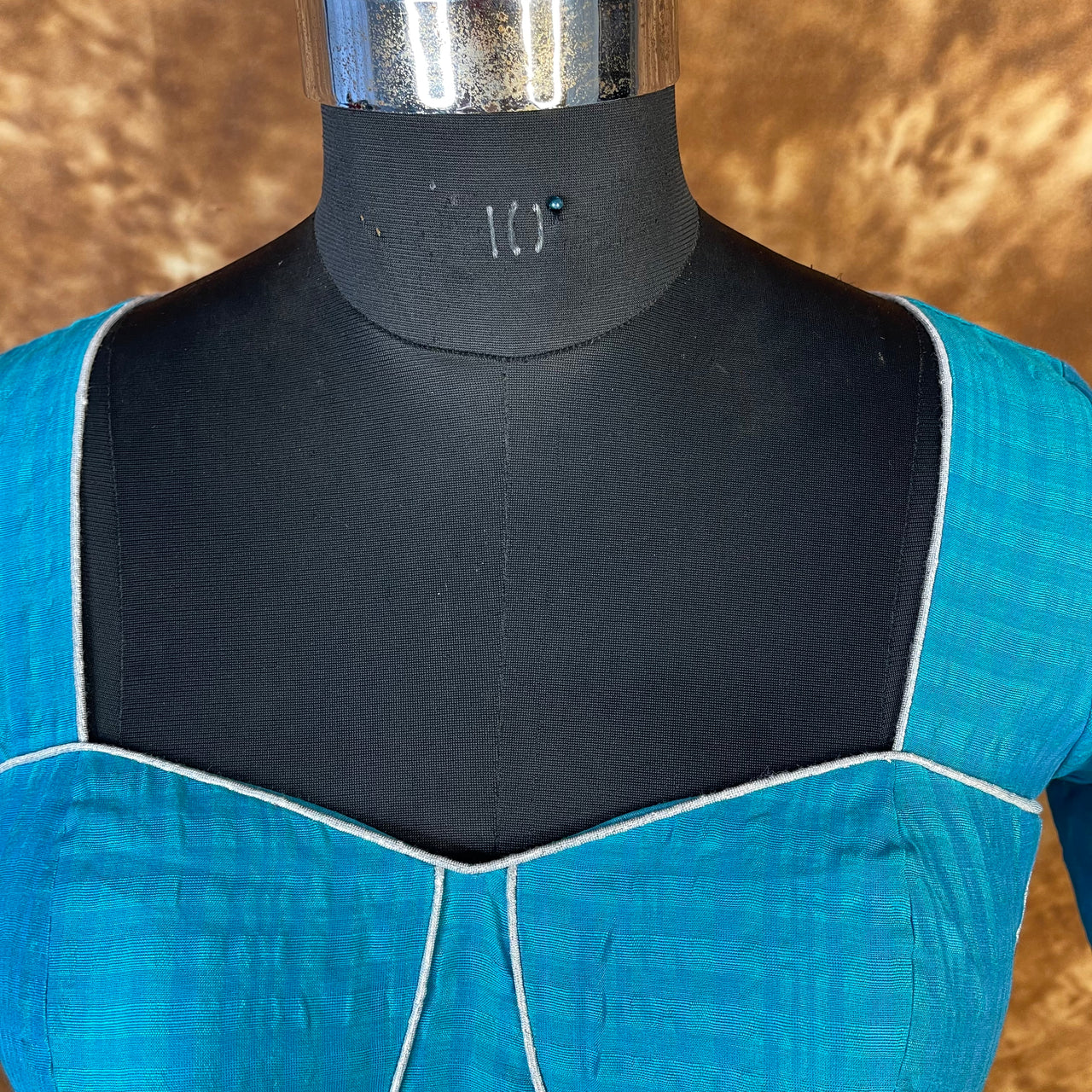 Streaks of Blue Light Blue Coloured Chanderi Silk Ready to Wear Blouse - kapda Tailor - Distacart