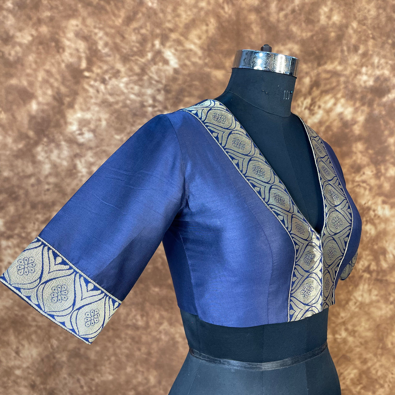 Deep Dive Lush Blue Coloured Silk / Broket Ready to Wear Blouse - kapda Tailor - Distacart